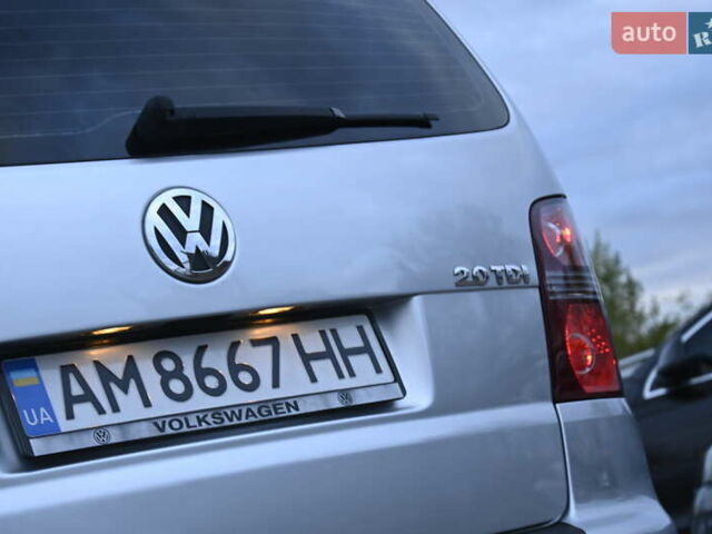 Сірий Фольксваген Туран, об'ємом двигуна 2 л та пробігом 190 тис. км за 9500 $, фото 12 на Automoto.ua