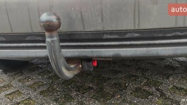 Серый Фольксваген Туран, объемом двигателя 2 л и пробегом 198 тыс. км за 7600 $, фото 5 на Automoto.ua