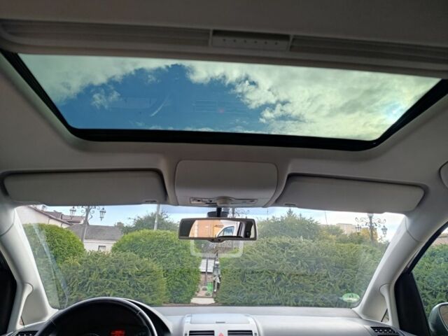 Сірий Фольксваген Туран, об'ємом двигуна 1.6 л та пробігом 213 тис. км за 8600 $, фото 9 на Automoto.ua