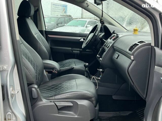 Серый Фольксваген Туран, объемом двигателя 1.4 л и пробегом 256 тыс. км за 7490 $, фото 12 на Automoto.ua