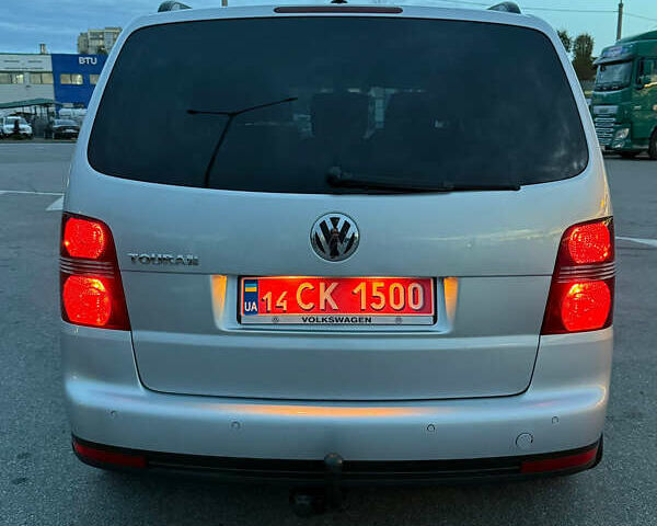 Сірий Фольксваген Туран, об'ємом двигуна 1.6 л та пробігом 212 тис. км за 8499 $, фото 62 на Automoto.ua