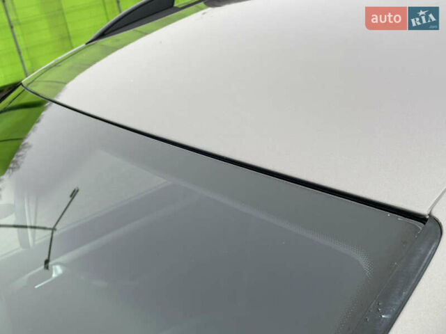 Серый Фольксваген Туран, объемом двигателя 1.6 л и пробегом 196 тыс. км за 8999 $, фото 74 на Automoto.ua