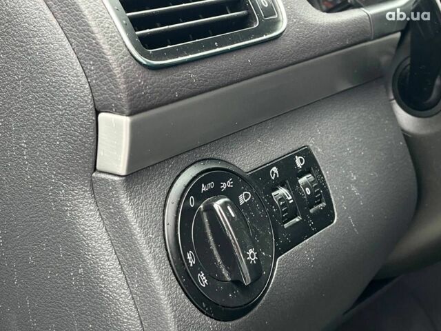 Серый Фольксваген Туран, объемом двигателя 1.4 л и пробегом 256 тыс. км за 7490 $, фото 25 на Automoto.ua