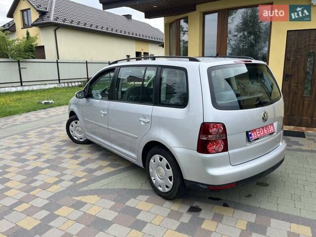 Сірий Фольксваген Туран, об'ємом двигуна 1.39 л та пробігом 204 тис. км за 7100 $, фото 5 на Automoto.ua