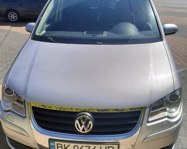 Сірий Фольксваген Туран, об'ємом двигуна 1.4 л та пробігом 222 тис. км за 6700 $, фото 7 на Automoto.ua