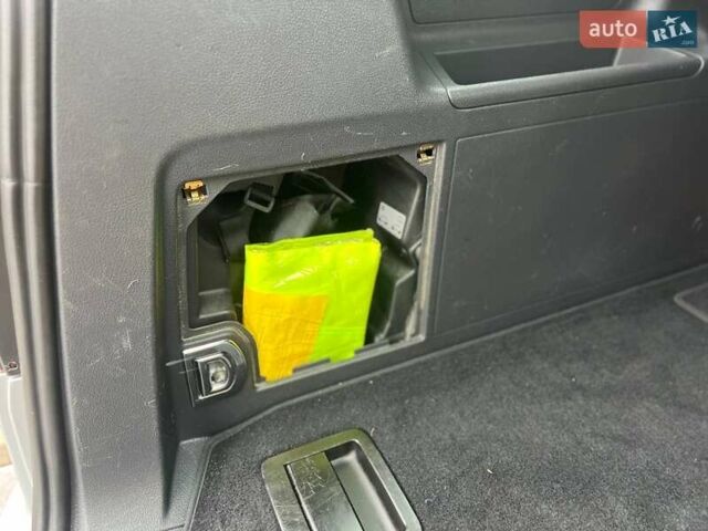 Серый Фольксваген Туран, объемом двигателя 1.6 л и пробегом 198 тыс. км за 8399 $, фото 71 на Automoto.ua