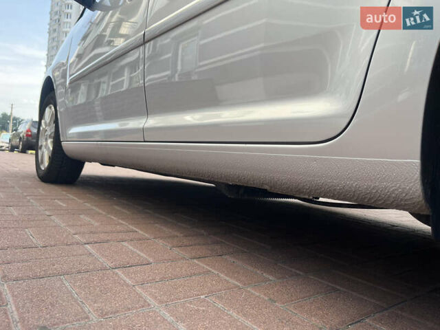 Серый Фольксваген Туран, объемом двигателя 1.4 л и пробегом 179 тыс. км за 8500 $, фото 11 на Automoto.ua