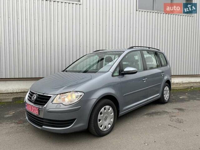 Серый Фольксваген Туран, объемом двигателя 1.4 л и пробегом 220 тыс. км за 7900 $, фото 10 на Automoto.ua