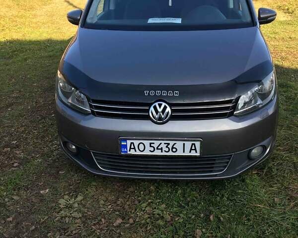 Сірий Фольксваген Туран, об'ємом двигуна 1.39 л та пробігом 333 тис. км за 7999 $, фото 8 на Automoto.ua