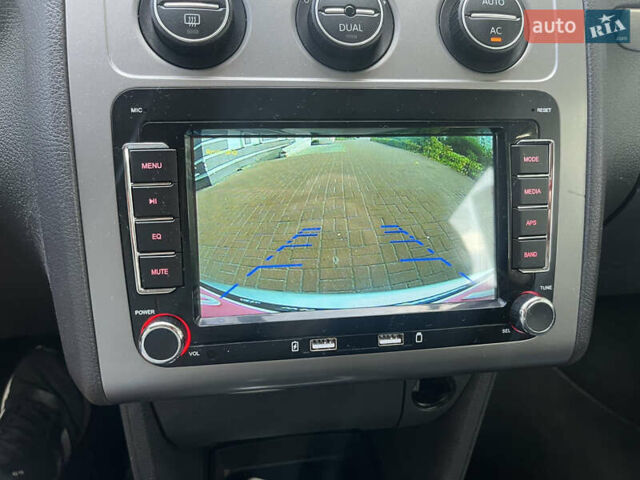 Серый Фольксваген Туран, объемом двигателя 1.4 л и пробегом 179 тыс. км за 8500 $, фото 29 на Automoto.ua