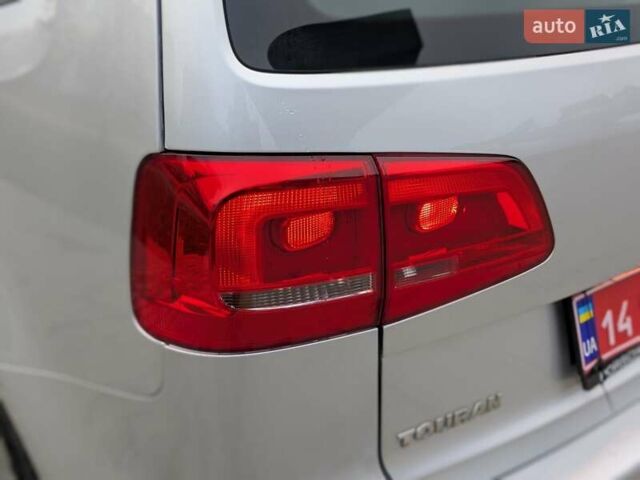 Серый Фольксваген Туран, объемом двигателя 1.4 л и пробегом 274 тыс. км за 7500 $, фото 21 на Automoto.ua