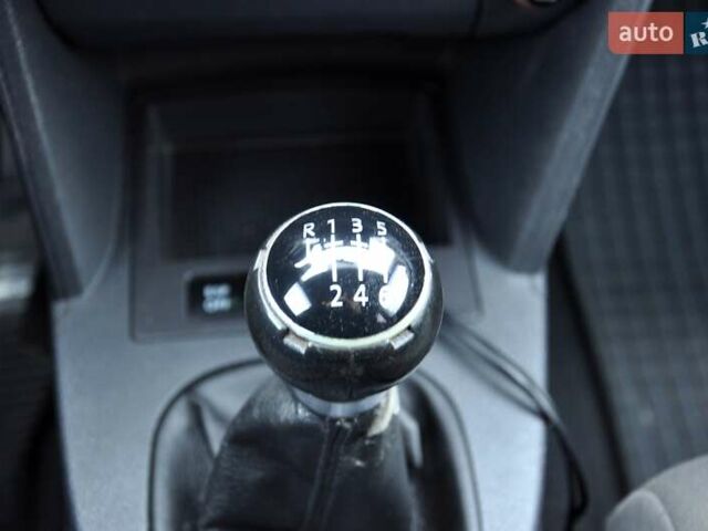 Сірий Фольксваген Туран, об'ємом двигуна 1.9 л та пробігом 172 тис. км за 6999 $, фото 33 на Automoto.ua