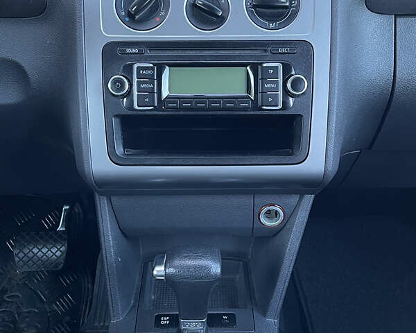 Сірий Фольксваген Туран, об'ємом двигуна 1.4 л та пробігом 173 тис. км за 7300 $, фото 23 на Automoto.ua