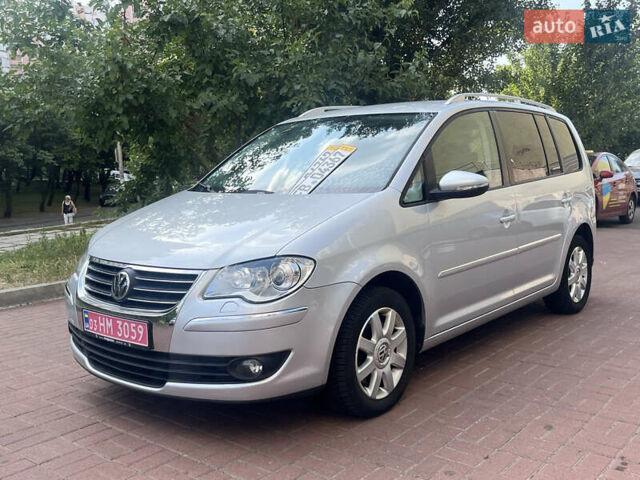 Серый Фольксваген Туран, объемом двигателя 1.4 л и пробегом 179 тыс. км за 8500 $, фото 4 на Automoto.ua