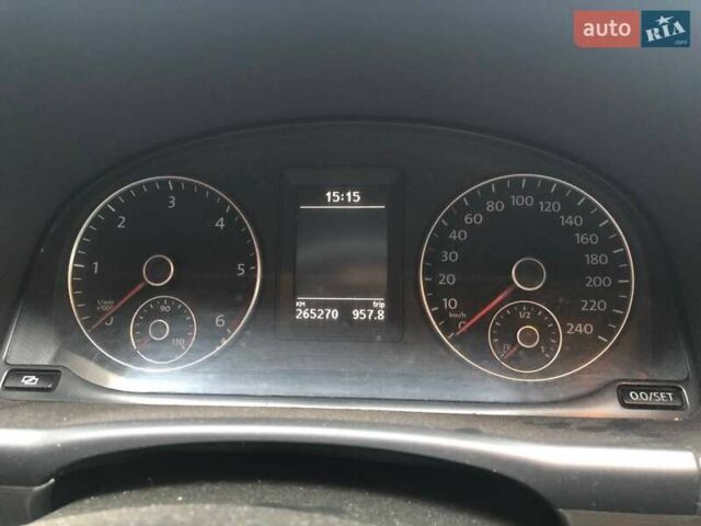 Сірий Фольксваген Туран, об'ємом двигуна 1.6 л та пробігом 265 тис. км за 9990 $, фото 20 на Automoto.ua