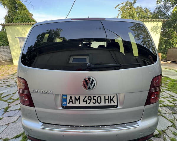 Сірий Фольксваген Туран, об'ємом двигуна 1.4 л та пробігом 238 тис. км за 7200 $, фото 3 на Automoto.ua