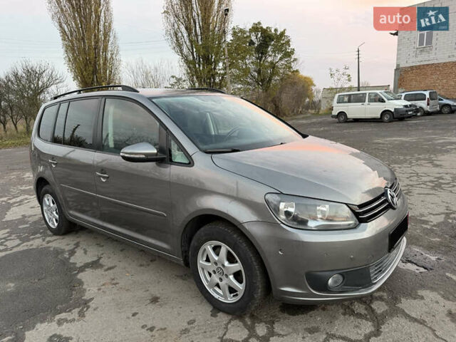 Серый Фольксваген Туран, объемом двигателя 1.4 л и пробегом 286 тыс. км за 8500 $, фото 7 на Automoto.ua