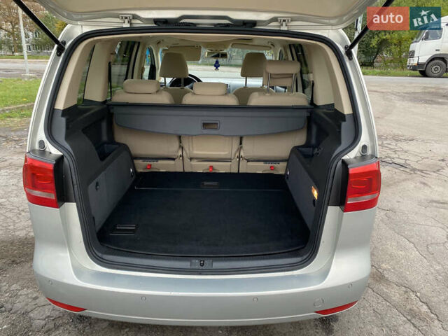 Серый Фольксваген Туран, объемом двигателя 1.39 л и пробегом 168 тыс. км за 9500 $, фото 17 на Automoto.ua