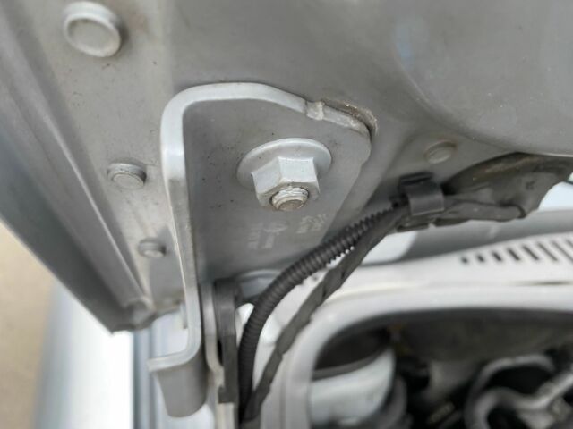 Серый Фольксваген Туран, объемом двигателя 1.4 л и пробегом 221 тыс. км за 7900 $, фото 20 на Automoto.ua