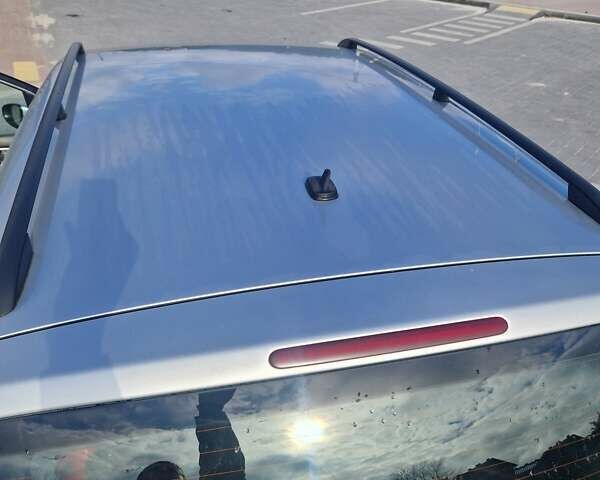 Серый Фольксваген Туран, объемом двигателя 1.4 л и пробегом 196 тыс. км за 6400 $, фото 26 на Automoto.ua