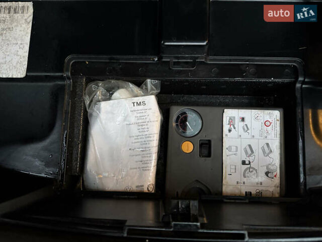 Серый Фольксваген Туран, объемом двигателя 1.4 л и пробегом 286 тыс. км за 8500 $, фото 29 на Automoto.ua