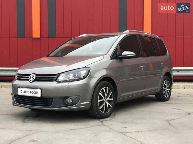 Сірий Фольксваген Туран, об'ємом двигуна 1.6 л та пробігом 265 тис. км за 9990 $, фото 3 на Automoto.ua