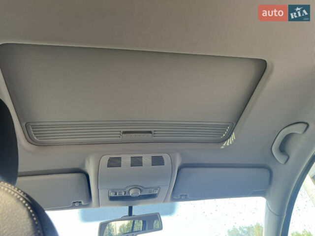 Серый Фольксваген Туран, объемом двигателя 1.97 л и пробегом 296 тыс. км за 10500 $, фото 28 на Automoto.ua