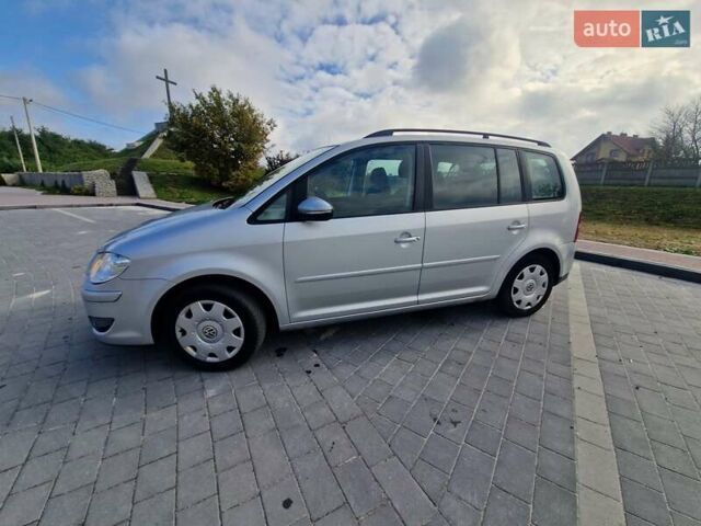 Серый Фольксваген Туран, объемом двигателя 1.4 л и пробегом 196 тыс. км за 6400 $, фото 6 на Automoto.ua