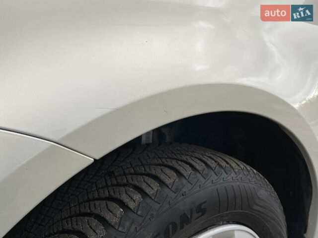 Серый Фольксваген Туран, объемом двигателя 1.39 л и пробегом 168 тыс. км за 9500 $, фото 8 на Automoto.ua