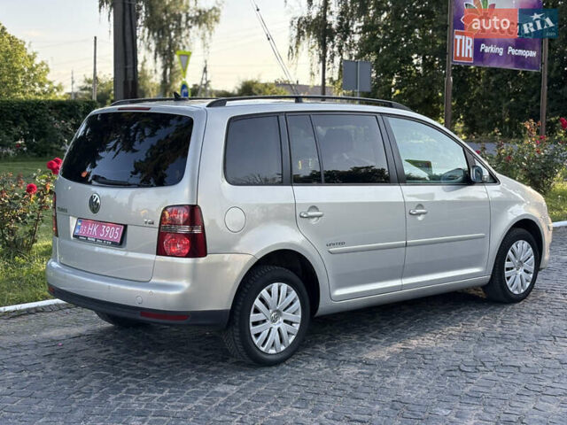 Серый Фольксваген Туран, объемом двигателя 1.4 л и пробегом 242 тыс. км за 6550 $, фото 6 на Automoto.ua