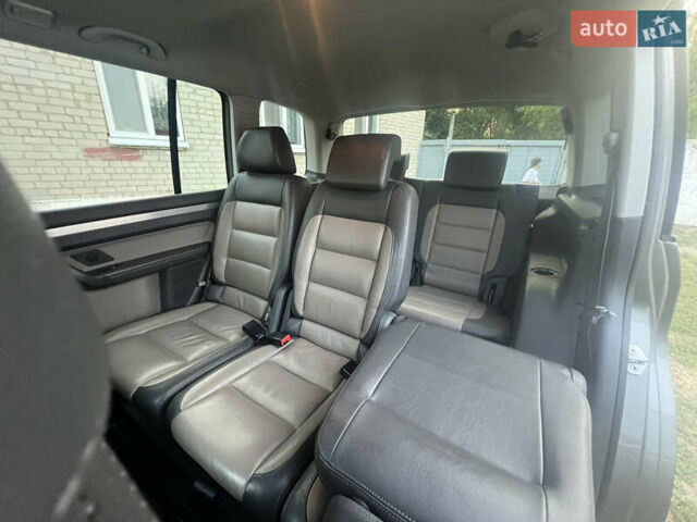 Серый Фольксваген Туран, объемом двигателя 1.97 л и пробегом 296 тыс. км за 10500 $, фото 18 на Automoto.ua