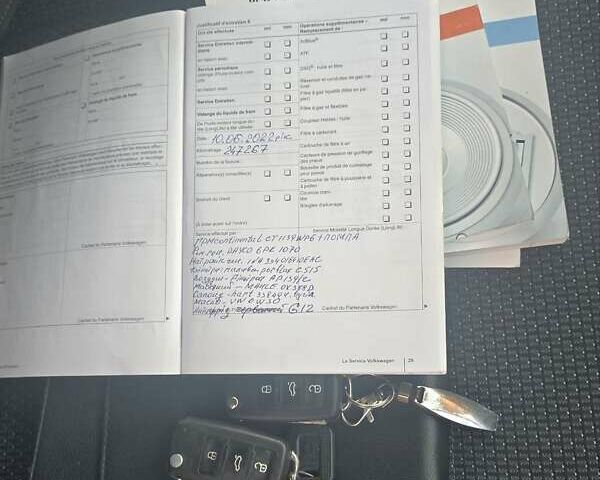 Серый Фольксваген Туран, объемом двигателя 1.6 л и пробегом 284 тыс. км за 9600 $, фото 27 на Automoto.ua