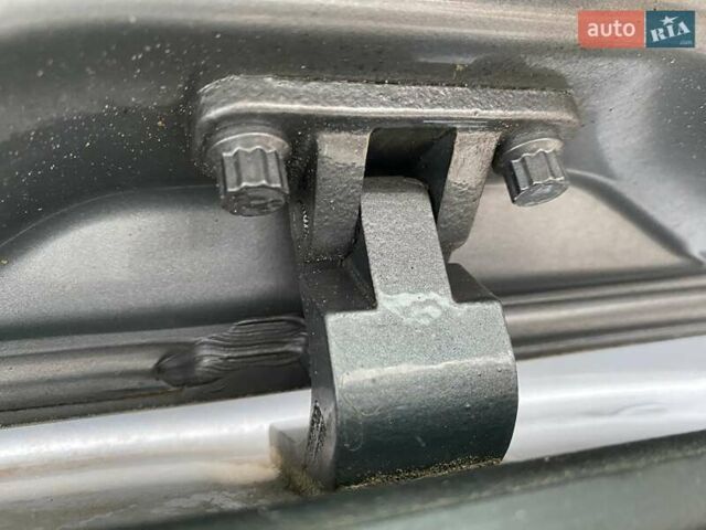 Серый Фольксваген Туран, объемом двигателя 1.4 л и пробегом 220 тыс. км за 7900 $, фото 7 на Automoto.ua