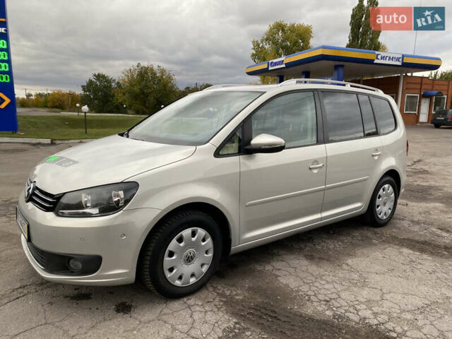 Серый Фольксваген Туран, объемом двигателя 1.39 л и пробегом 168 тыс. км за 9500 $, фото 5 на Automoto.ua