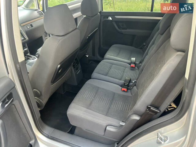 Серый Фольксваген Туран, объемом двигателя 1.4 л и пробегом 179 тыс. км за 8500 $, фото 33 на Automoto.ua