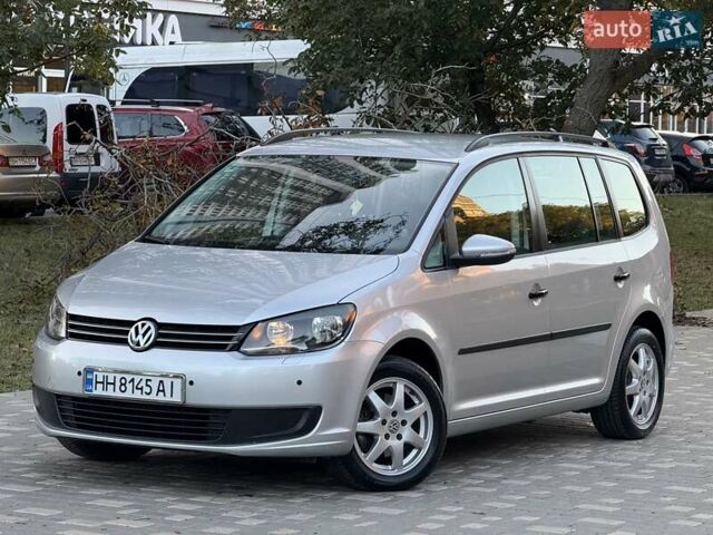 Серый Фольксваген Туран, объемом двигателя 1.4 л и пробегом 167 тыс. км за 9999 $, фото 15 на Automoto.ua