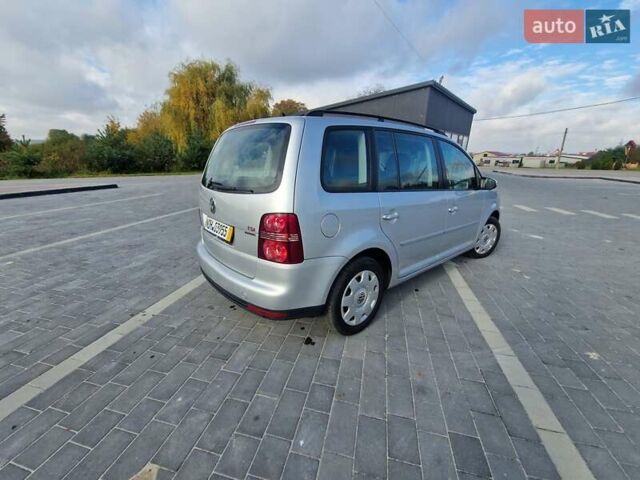 Серый Фольксваген Туран, объемом двигателя 1.4 л и пробегом 196 тыс. км за 6400 $, фото 11 на Automoto.ua