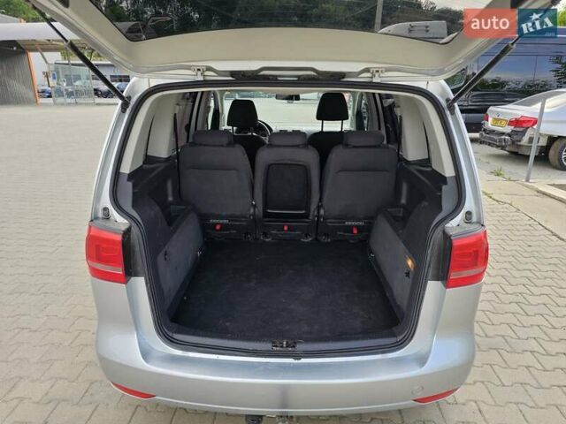 Сірий Фольксваген Туран, об'ємом двигуна 1.6 л та пробігом 287 тис. км за 7700 $, фото 6 на Automoto.ua