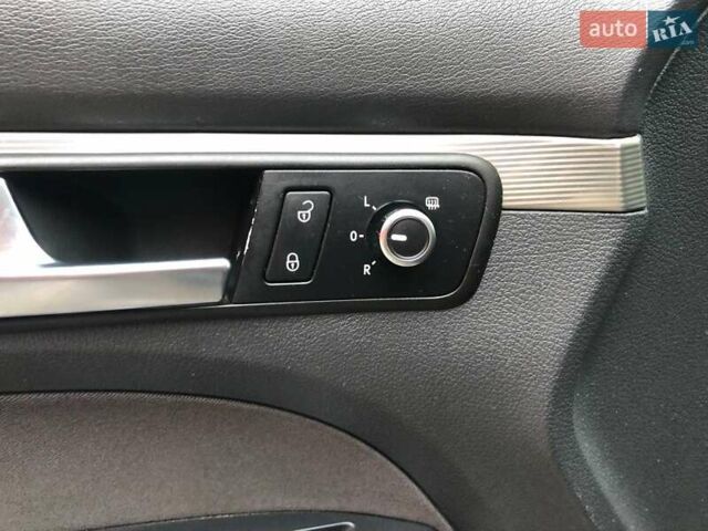 Сірий Фольксваген Туран, об'ємом двигуна 1.6 л та пробігом 265 тис. км за 9990 $, фото 16 на Automoto.ua