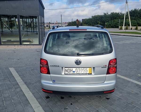 Серый Фольксваген Туран, объемом двигателя 1.4 л и пробегом 196 тыс. км за 6400 $, фото 8 на Automoto.ua