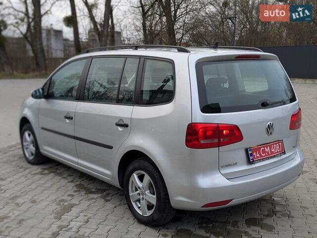 Серый Фольксваген Туран, объемом двигателя 1.4 л и пробегом 274 тыс. км за 7500 $, фото 3 на Automoto.ua