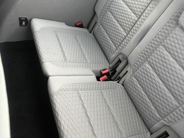 Серый Фольксваген Туран, объемом двигателя 0 л и пробегом 173 тыс. км за 7100 $, фото 4 на Automoto.ua