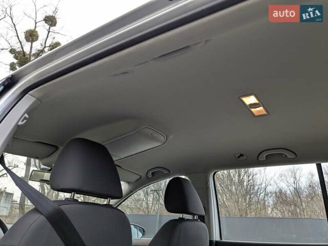 Серый Фольксваген Туран, объемом двигателя 1.4 л и пробегом 274 тыс. км за 7500 $, фото 19 на Automoto.ua