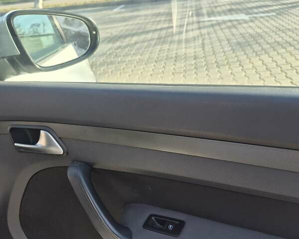 Серый Фольксваген Туран, объемом двигателя 1.9 л и пробегом 238 тыс. км за 9200 $, фото 14 на Automoto.ua