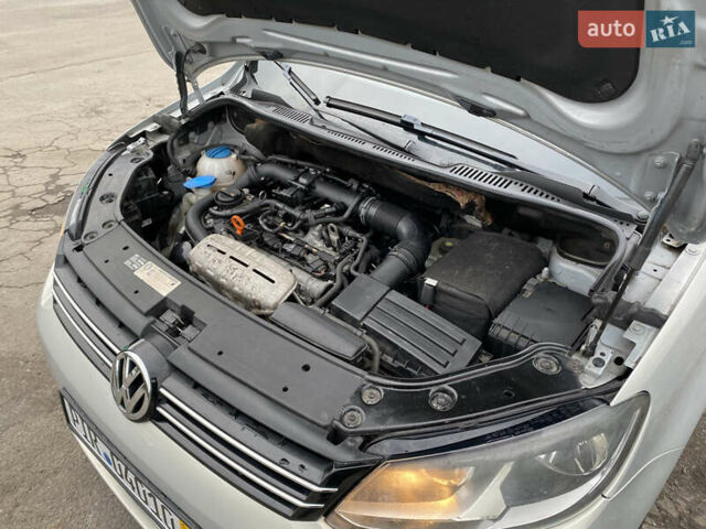Серый Фольксваген Туран, объемом двигателя 1.39 л и пробегом 168 тыс. км за 9500 $, фото 70 на Automoto.ua