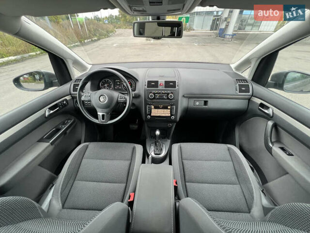Серый Фольксваген Туран, объемом двигателя 1.4 л и пробегом 198 тыс. км за 8800 $, фото 20 на Automoto.ua