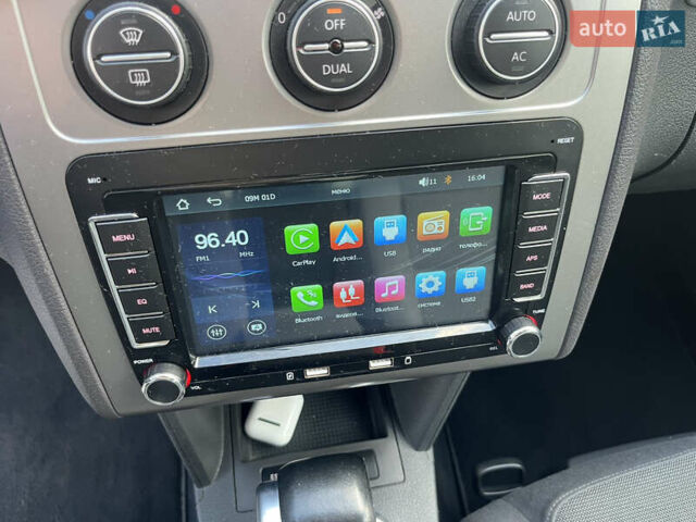 Серый Фольксваген Туран, объемом двигателя 1.4 л и пробегом 179 тыс. км за 8500 $, фото 30 на Automoto.ua