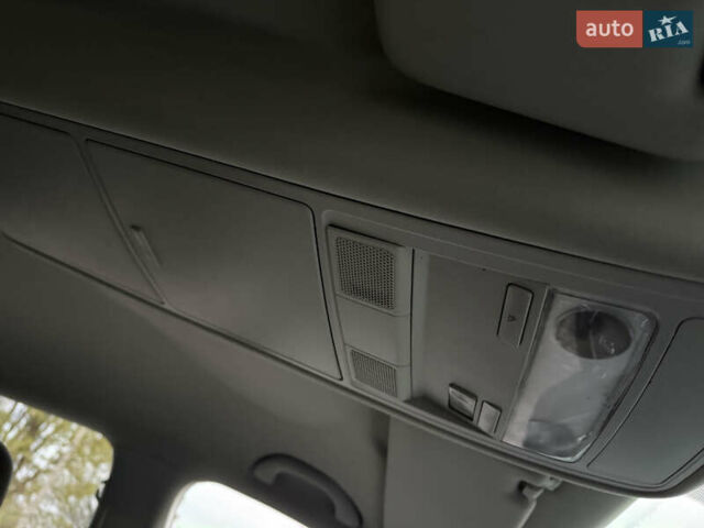 Серый Фольксваген Туран, объемом двигателя 1.4 л и пробегом 286 тыс. км за 8500 $, фото 23 на Automoto.ua