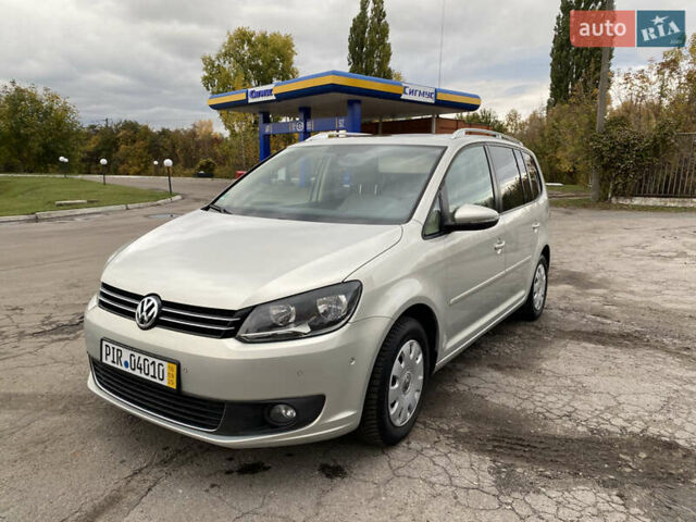Серый Фольксваген Туран, объемом двигателя 1.39 л и пробегом 168 тыс. км за 9500 $, фото 1 на Automoto.ua