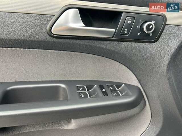 Серый Фольксваген Туран, объемом двигателя 1.4 л и пробегом 198 тыс. км за 8800 $, фото 34 на Automoto.ua